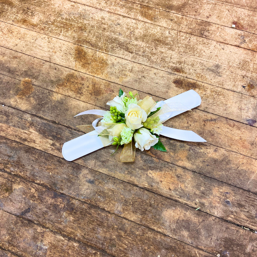 BUNDLE AND SAVE: Corsage and Boutonniere